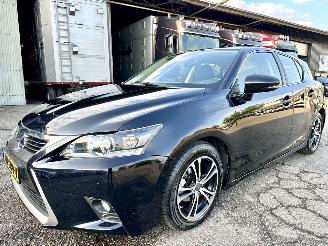 Lexus Ct 200h Hybrid 123pk aut Business Line - nap - navi - camera - dealer onderhouden - licht + regens + dimmend spiegel picture 2