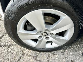 Skoda Fabia 1.0 TSI 95pk Clever - org nl - front assist - pdc - airco - cruise - navi - privacy glass - rijdbaar picture 80
