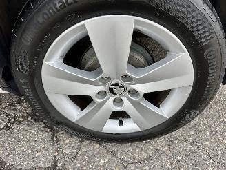 Skoda Fabia 1.0 TSI 95pk Clever - org nl - front assist - pdc - airco - cruise - navi - privacy glass - rijdbaar picture 74