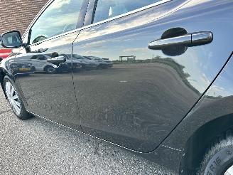 Volvo V-40 Gereserveerd 1.6 T4 179pk aut Summum - xenon - navi - camera - keyless - front + line + side assist picture 88