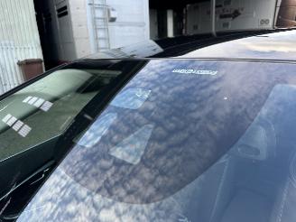Volvo V-40 Gereserveerd 1.6 T4 179pk aut Summum - xenon - navi - camera - keyless - front + line + side assist picture 98