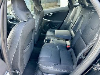 Volvo V-40 Gereserveerd 1.6 T4 179pk aut Summum - xenon - navi - camera - keyless - front + line + side assist picture 21
