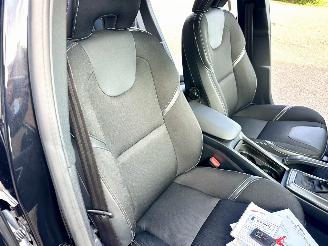 Volvo V-40 Gereserveerd 1.6 T4 179pk aut Summum - xenon - navi - camera - keyless - front + line + side assist picture 72