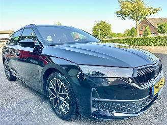 Skoda Octavia Gereserveerd 1.5 TSI MHEV Aut + f1 Sportline - nap - 1e eig - navi - camera - inkl trekh - stuurverw - front + line + side assist picture 4