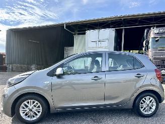 Damaged car Kia Picanto 1.0 DPi 67pk DynamicLine 5drs - nap - camera - front assist - airco - cruise - carplay - lmv - lichtsensor 2023/1