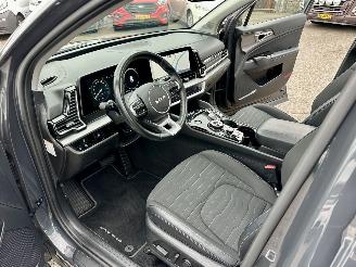 Kia Sportage 1.6 T-GDi Hybrid 179pk aut + f1 DynamicPl.L - pano - nap - stuur + stoelverw v+a - front + line + side assist - 1e eig picture 24