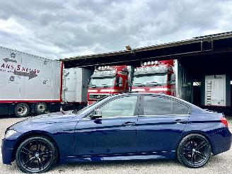 Vaurioauto  passenger cars BMW 3-serie 328i xDrive M-Sport Ed High Exe 2013/7