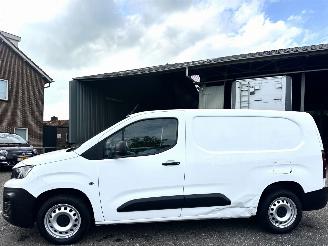 Avarii auto utilitare Peugeot Partner 1.5 BlueHdi 99pk premium long 3pers Euro.6 - nap - navi - camera - carplay - airco - cruise - trekh - pdc 2020/11