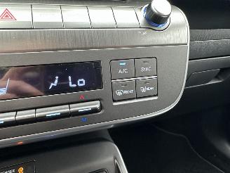Hyundai Kona Gereserveerd 1.6 GDI Hybrid Comfort Smart - nap - 1e eig - nav - cam - keyless - front + line + side assist - stuurverw picture 54
