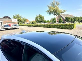 Volvo V-40 1.5 T3 152pk Aut + f1 Dynamic Ed - nap - pano - leer - stoelverw - navi - cam - keyless - harman/kardon picture 87