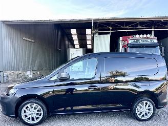 skadebil bedrijf Volkswagen Caddy Cargo 2.0 TDI 102pk 6-bak comfortline - nap - navi - pdc - trekh - clima - cruise - carplay - org nl 2021/3