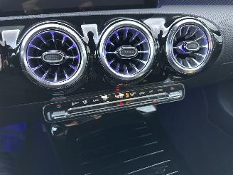 Mercedes A-klasse 250e aut + f1 AMG Bus Sol Limited - nap - pano - 1e eig - widescreen - sfeerverl - cam - front + line assist - keyless picture 56