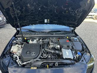 Mercedes A-klasse 250e aut + f1 AMG Bus Sol Limited - nap - pano - 1e eig - widescreen - sfeerverl - cam - front + line assist - keyless picture 107