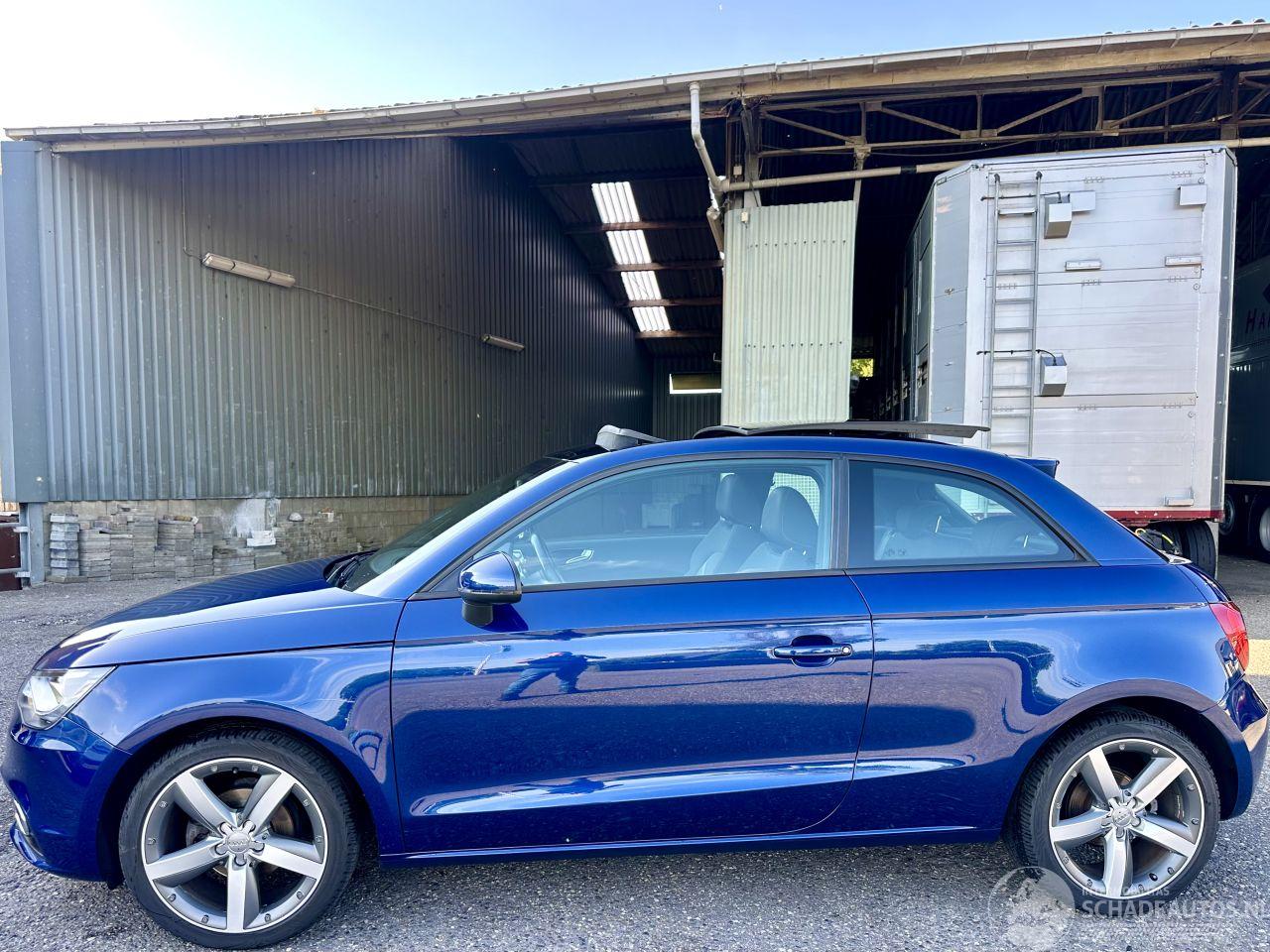 Audi A1 1.2 TFSI Turbo ProLine Sport - pano - xenon - navi - stoelverw - clima - pdc v+a - 17 inch lmv