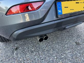 Volvo V-40 1.6 D2 114pk 6-bak Momentum - navi - camera - velgen - sfeerverl - getint glas - pdc - rijdbaar picture 9