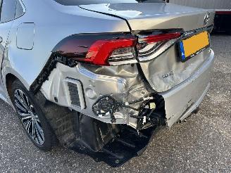 Toyota Corolla 1.8 Hybrid 148pk aut first edition sedan - navi - camera - stuurverw - keyless - front + line + side assist picture 89