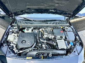 Mercedes A-klasse 250e aut + F1 AMG Star Ed Limited - pano - nap - 1e eig - sfeerverl - navi - camera - keyless - widescreen picture 72