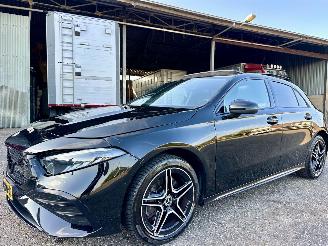 Mercedes A-klasse 250e aut + F1 AMG Star Ed Limited - pano - nap - 1e eig - sfeerverl - navi - camera - keyless - widescreen picture 2