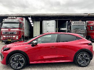 Vaurioauto  passenger cars Renault Clio 1.8 Hybrid aut 160 esprit Alpine - nap - harman/kardon - 360cam - stuur + stoelverw - front + line + side assist 2026/5