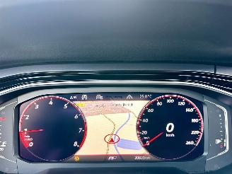 Volkswagen Polo 1.0 TSI 95pk R-Line 5drs - 20dkm nap - pano - 1e eig - 3x r-line - virtual - navi - front + park assist - acc - pdc - sfeerverl picture 17