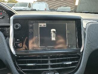 Peugeot 2008 gereserveerd 1.2 PureTech 82pk aut + f1 Allure - 33dkm nap - 1e eig - navi - pdc v+a - lmv - clima + cruise contr picture 39