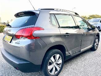 Peugeot 2008 gereserveerd 1.2 PureTech 82pk aut + f1 Allure - 33dkm nap - 1e eig - navi - pdc v+a - lmv - clima + cruise contr picture 5