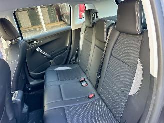 Peugeot 2008 gereserveerd 1.2 PureTech 82pk aut + f1 Allure - 33dkm nap - 1e eig - navi - pdc v+a - lmv - clima + cruise contr picture 57