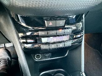 Peugeot 2008 gereserveerd 1.2 PureTech 82pk aut + f1 Allure - 33dkm nap - 1e eig - navi - pdc v+a - lmv - clima + cruise contr picture 41