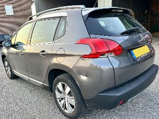 Peugeot 2008 gereserveerd 1.2 PureTech 82pk aut + f1 Allure - 33dkm nap - 1e eig - navi - pdc v+a - lmv - clima + cruise contr picture 7
