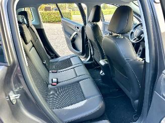 Peugeot 2008 gereserveerd 1.2 PureTech 82pk aut + f1 Allure - 33dkm nap - 1e eig - navi - pdc v+a - lmv - clima + cruise contr picture 60