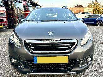 Peugeot 2008 gereserveerd 1.2 PureTech 82pk aut + f1 Allure - 33dkm nap - 1e eig - navi - pdc v+a - lmv - clima + cruise contr picture 3