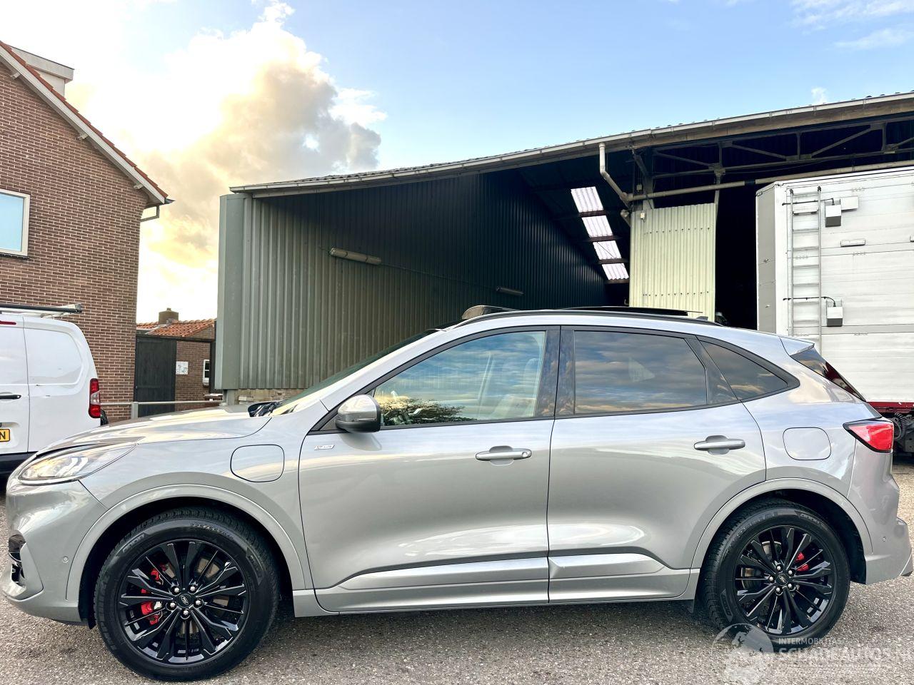Ford Kuga 2.5 PHEV Plug-In Hybrid Aut 152pk ST-Line - pano - virtual - front + line + side + park assist - keyless