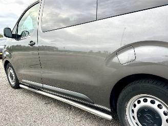 Opel Vivaro E Combi 75kWh 136pk aut 9-Pers lang - nap - pano - 1e eig - leer - airco - cruise - pdc - privacy glass picture 80