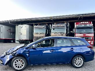 Coche accidentado Toyota Auris Touring Sports 1.8 Hybrid 99pk aut Aspiration - nap - clima - cruise - navi - camera - aux - usb - facelift 2015/9