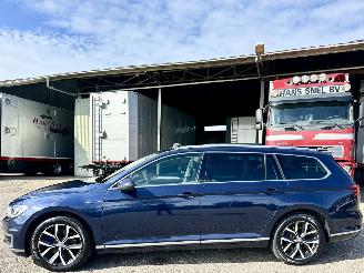 škoda osobní automobily Volkswagen Passat 1.4 TSI GTE 156pk aut Highline variant - pano - massage - stoelverw - trekh - navi - front assist 2015/12
