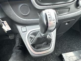 Renault Trafic 2.0 dCi 145pk 6-traps automaat T29 L1H1 Comfort 3pers - nap - 1e eig - 2x schuifdeur - navi - airco - cruise - pdc picture 17