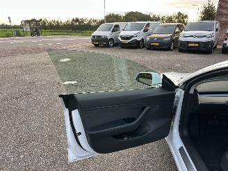 Tesla Model 3 60kWh 238pk aut Standard RWD Plus - pano - nap - navi - camera - leer - stoelverw - pdc v+a - self driving picture 39