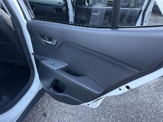 Kia Stonic 1.0 T-GDi MHEV 101pk GT-Line - nap - 1e eig - navi - camera - 1/2 leer - stuur + stoelverw - keyless entry + start picture 50