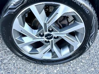 Kia Stonic 1.0 T-GDi MHEV 101pk GT-Line - nap - 1e eig - navi - camera - 1/2 leer - stuur + stoelverw - keyless entry + start picture 63