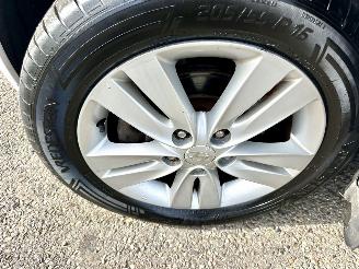 Hyundai Ix20 1.6i i-Vision 125pk Automaat - 76dkm nap - navi - dvd - camera - pdc - clima - cruise - aux - usb picture 79