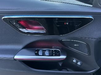 Mercedes C-klasse 300e 268pk aut + f1 Amg-Line - pano - sfeerverl - burmester - front + line + side assist - elektr klep picture 49