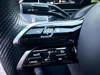 Mercedes C-klasse 300e 268pk aut + f1 Amg-Line - pano - sfeerverl - burmester - front + line + side assist - elektr klep picture 27