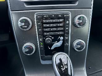 Volvo V-60 1.6 T3 150pk aut. Momentum - 144dkm nap - navi - clima - cruise - lmv - pdc - trekh - 2e eig picture 34