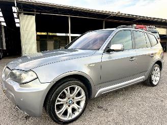 Unfallwagen BMW X3 3.0si 272pk 4WD aut high exe M-sport - pano - leer - stoelverw - xenon - pdc v+a - afn trekh - memory - youngtimer 2007/8