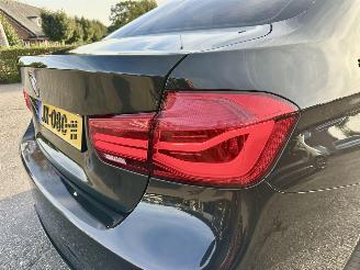 BMW 3-serie 330e 245pk 8-traps aut M-Sport - schuifdak - nap - spoilers - leer - verlaagd - pdc v+a - plug-in hybrid - facelift model picture 103