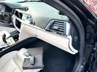 BMW 3-serie 330e 245pk 8-traps aut M-Sport - schuifdak - nap - spoilers - leer - verlaagd - pdc v+a - plug-in hybrid - facelift model picture 31
