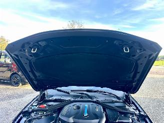 BMW 3-serie 330e 245pk 8-traps aut M-Sport - schuifdak - nap - spoilers - leer - verlaagd - pdc v+a - plug-in hybrid - facelift model picture 94