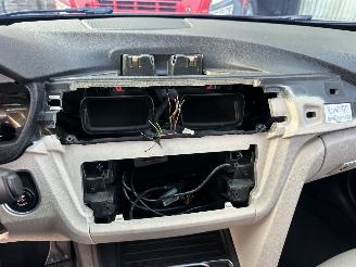 BMW 3-serie 330e 245pk 8-traps aut M-Sport - schuifdak - nap - spoilers - leer - verlaagd - pdc v+a - plug-in hybrid - facelift model picture 21