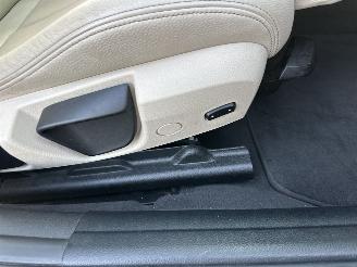 BMW 3-serie 330e 245pk 8-traps aut M-Sport - schuifdak - nap - spoilers - leer - verlaagd - pdc v+a - plug-in hybrid - facelift model picture 26