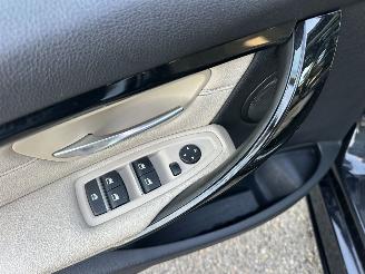 BMW 3-serie 330e 245pk 8-traps aut M-Sport - schuifdak - nap - spoilers - leer - verlaagd - pdc v+a - plug-in hybrid - facelift model picture 24